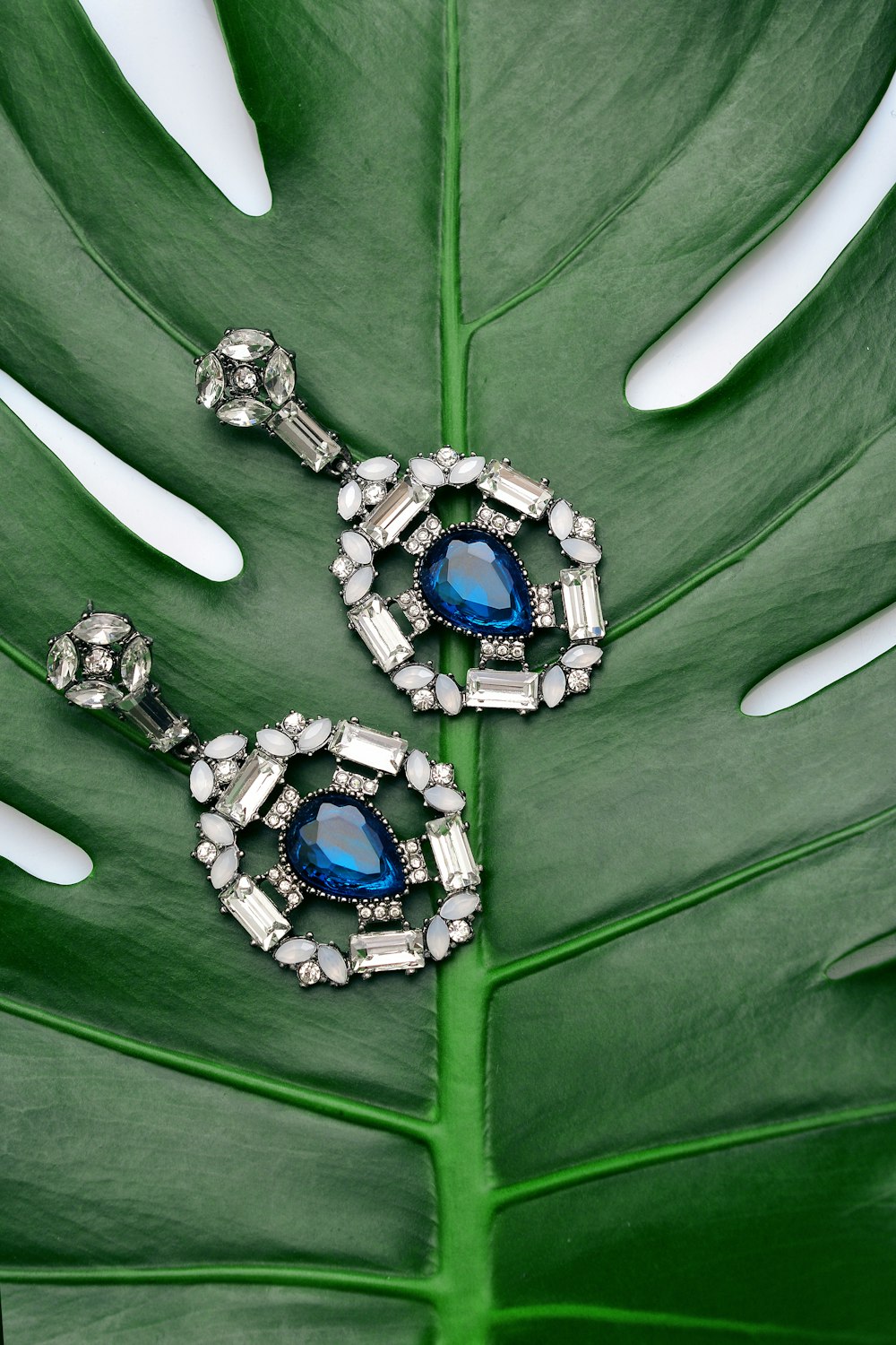Srinidhi Jewellery Precious Stone Jewellery Collection